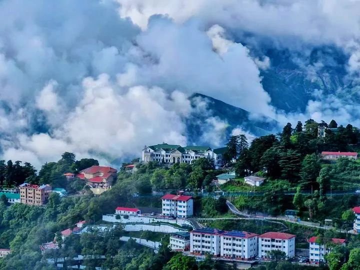 Top 7 Scenic Places to Visit in Mussoorie by Cab